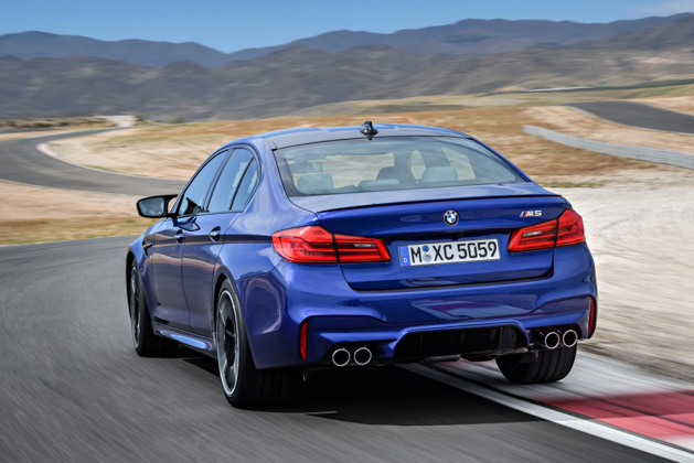 BMW M5 F90 加速3.4秒就破百，表现棒棒哒！