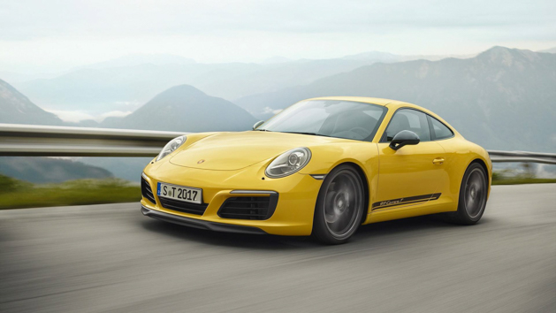 偷轻成功！低配版 Porsche 911 Carrera T 加速表现更好！