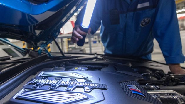 BMW M5 F90 正式下线！宝马怪兽明年进军大马！