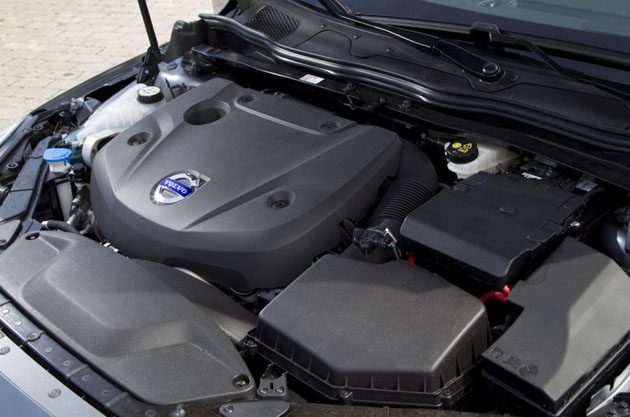 Volvo V40 确认开发，目标对准VW Golf！
