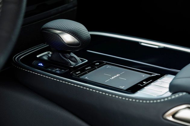 Lexus LS 2018 正式公开预定,价格从RM 799,000起跳!