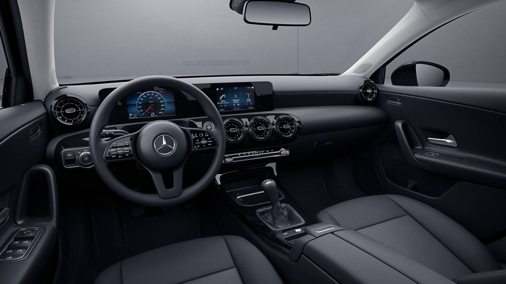 2018 Mercedes-Benz A Class 低配版发布！你觉得怎么样？