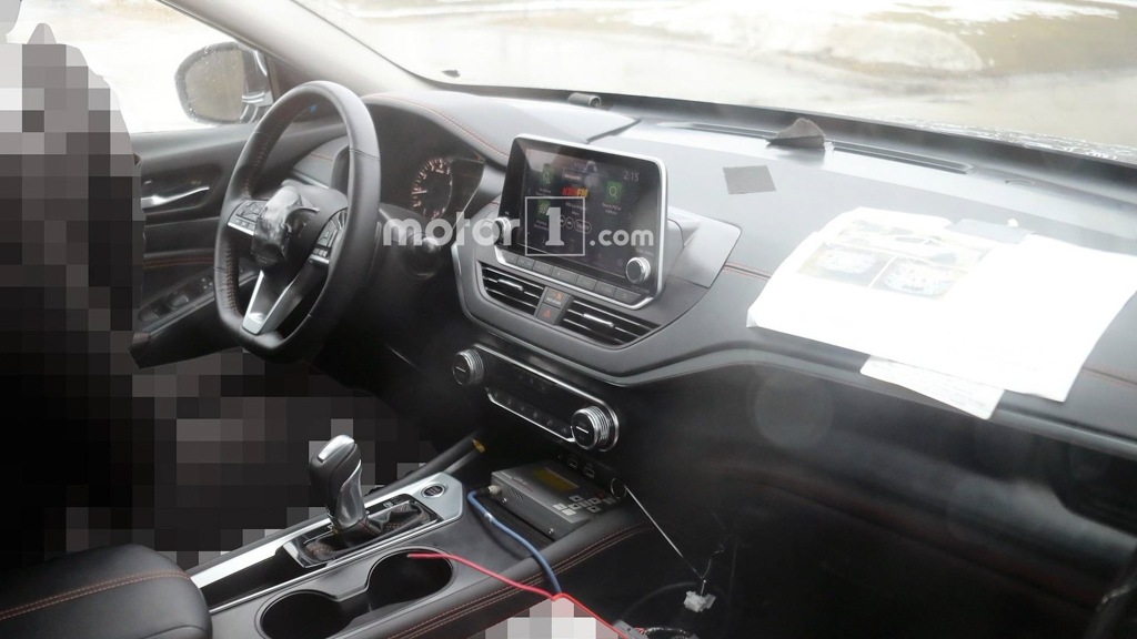 新一代 Nissan Teana 再度释出预告，变身运动房车！