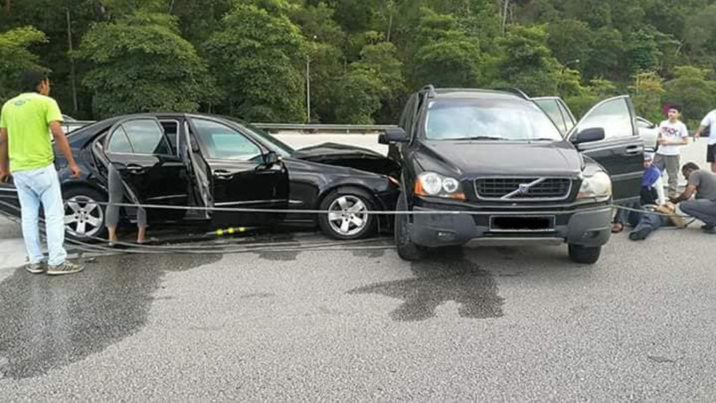 以后在马路上见到 Volvo 你真的要小心一点!