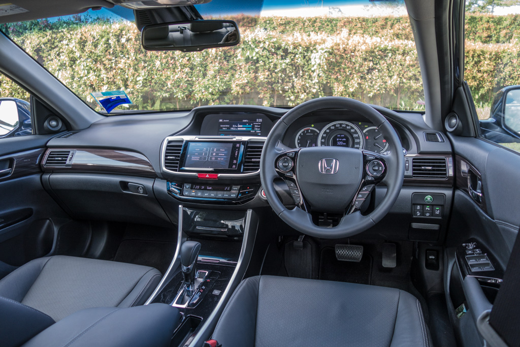 Honda Accord 2.4 VTi-L ，性价比更高！