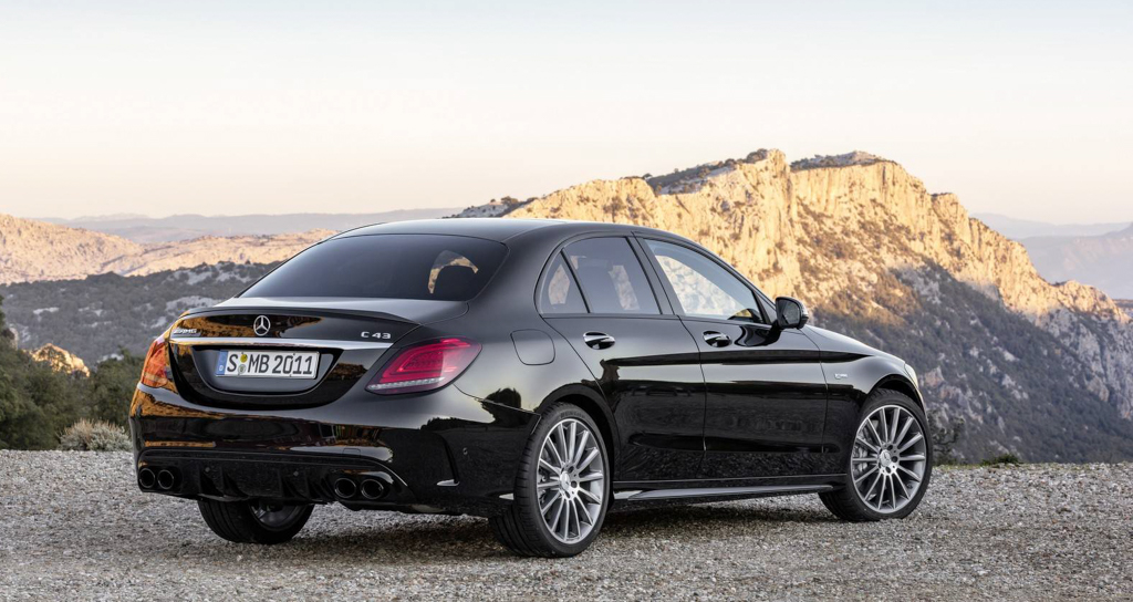 小改款 Mercedes-AMG C43 4Matic 正式登场，最大马力 385 hp ！