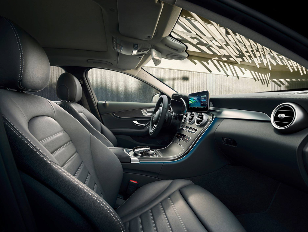 小改款 Mercedes-Benz C200 官图发布，搭载全新引擎！