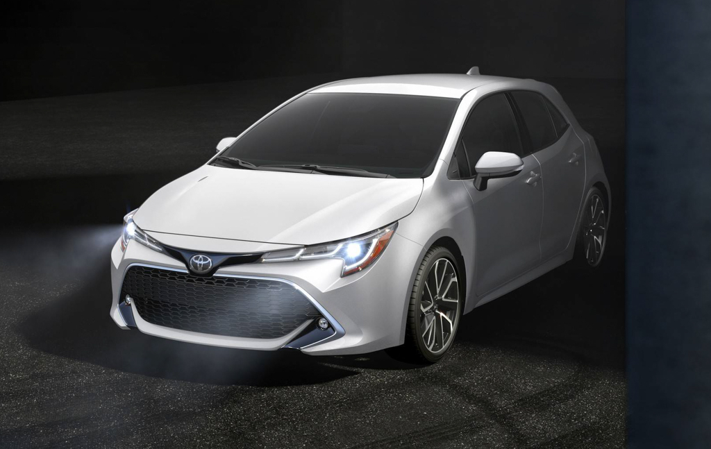 美规 Toyota Corolla Hatchback 现身，内装设计正式曝光！