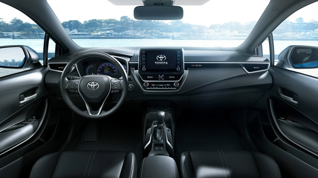 美规 Toyota Corolla Hatchback 现身，内装设计正式曝光！