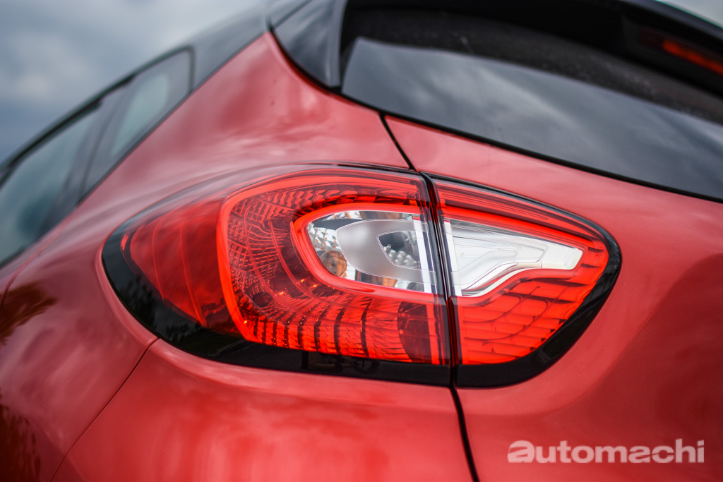 Renault Captur ，中规中矩的小型跨界！