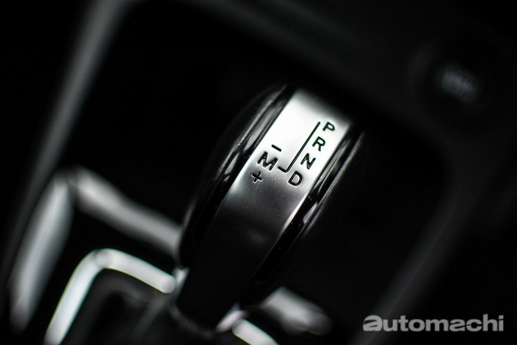 Renault Captur ，中规中矩的小型跨界！