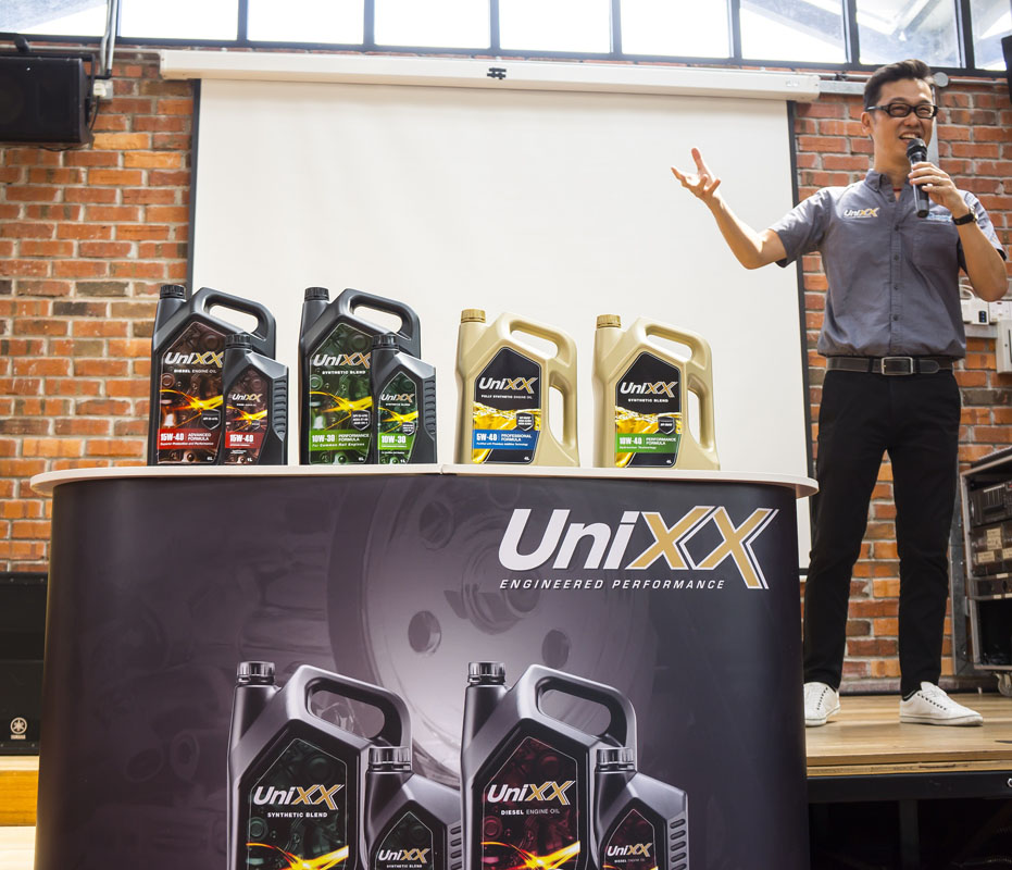 Contix Asia 正式推介 Unixx Engine Oil !