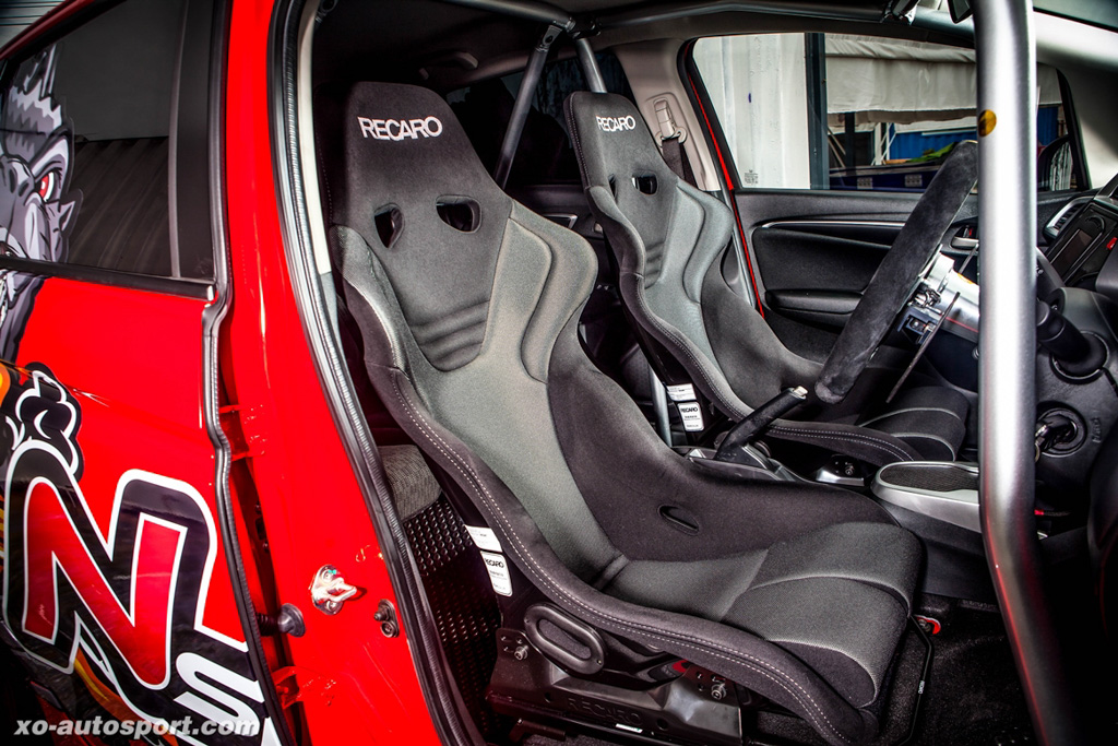 最强 NA Honda Jazz ，337 hp K24A 扩缸红头引擎上身！