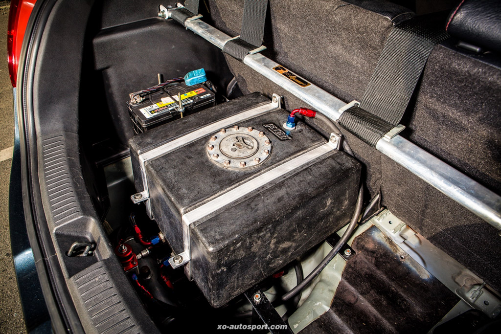 改泰凶！700 hp 怪兽级 Mazda2 ！