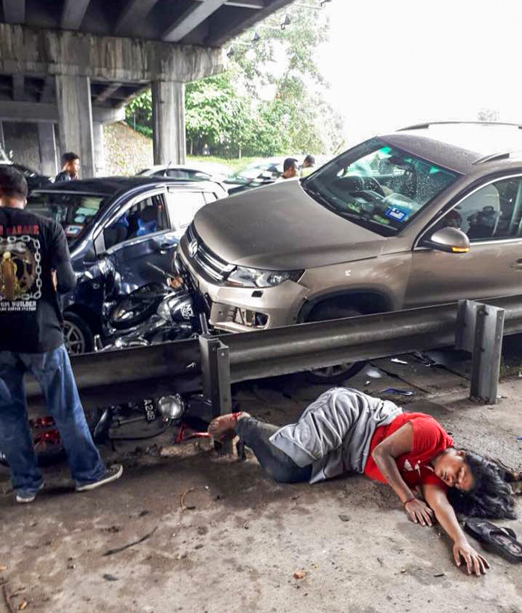时事论事： Flyover 天桥底下避雨真的安全？