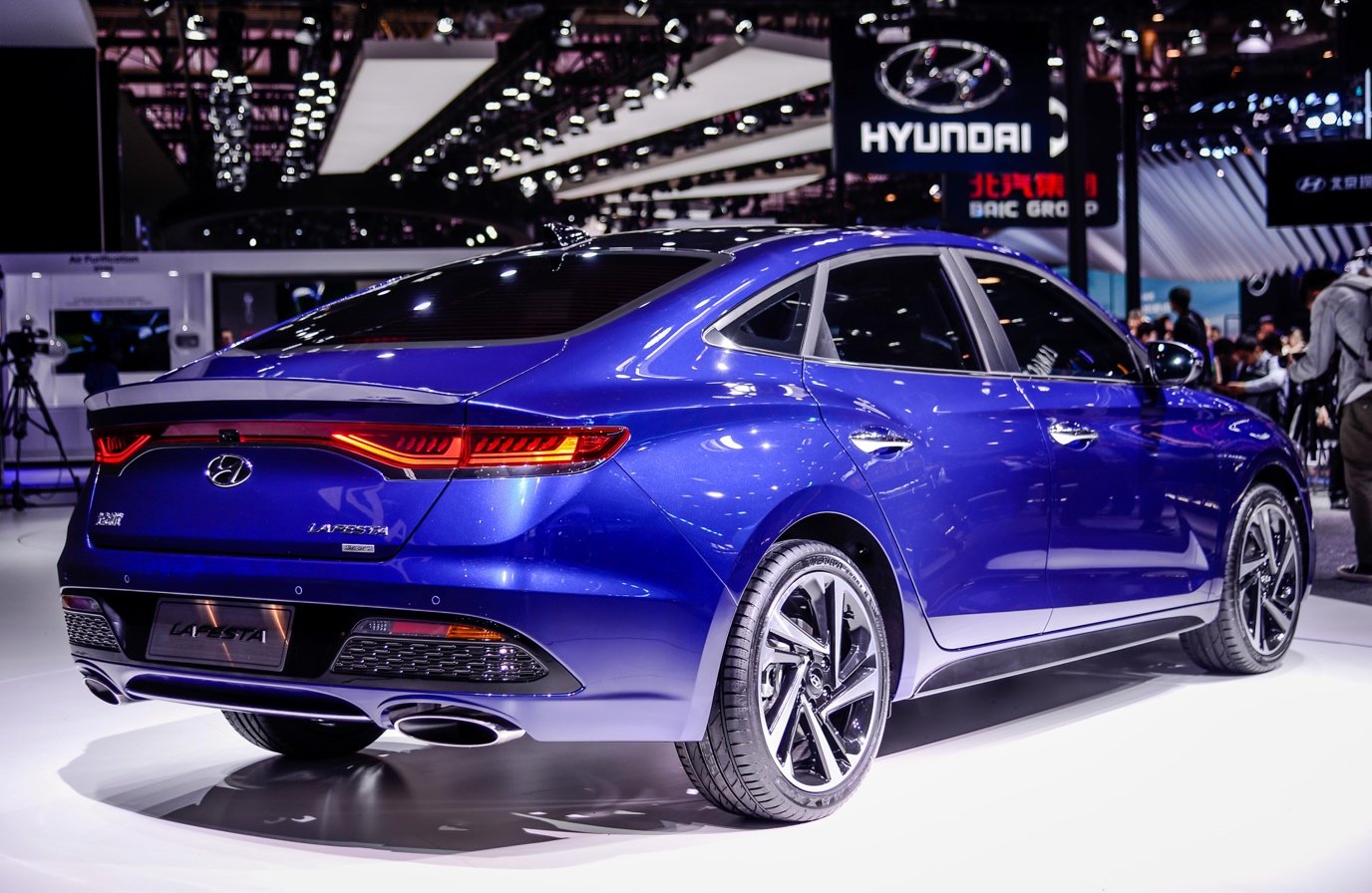 2019 Hyundai Elantra 现身！全新设计很帅气！