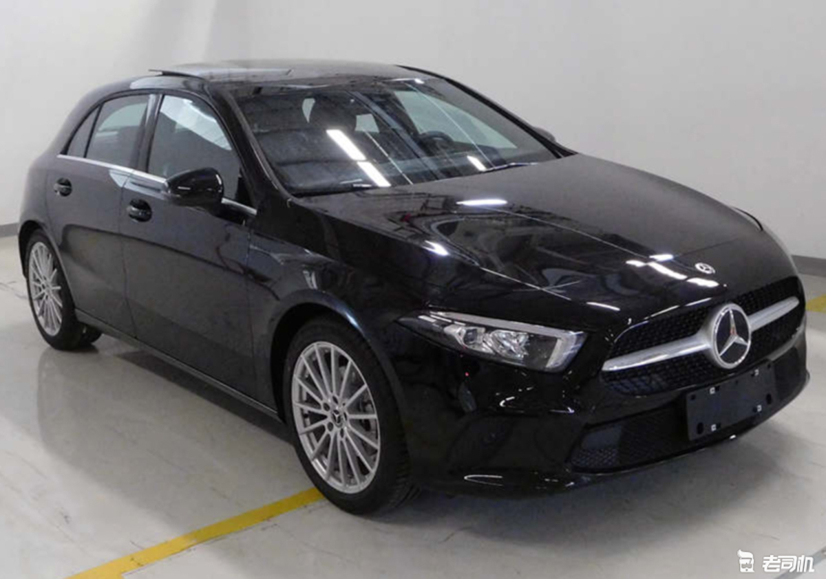 Mercedes-Benz A-Class 亚洲版现身，搭载 1.4L 涡轮增压引擎！