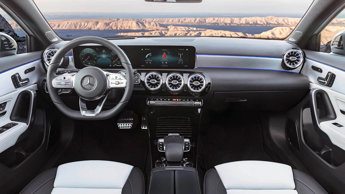 Mercedes-Benz A-Class 亚洲版现身，搭载 1.4L 涡轮增压引擎！