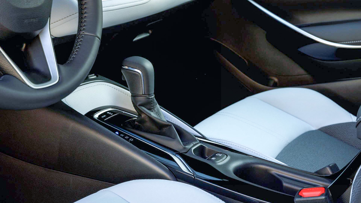 Mazda3 与 Civic 劲敌！ 2019 Toyota Corolla 掀背版细节公布！