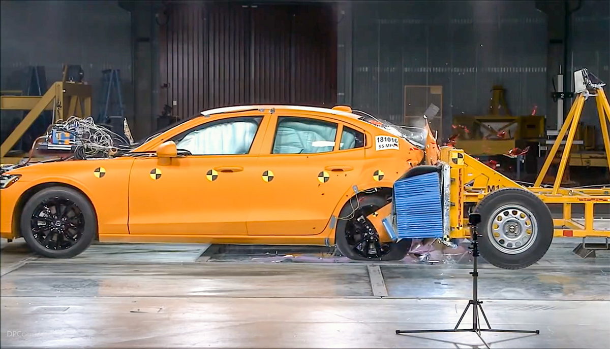 我们不一样！ 2019 Volvo S60 后方撞击测试影片出炉！ 