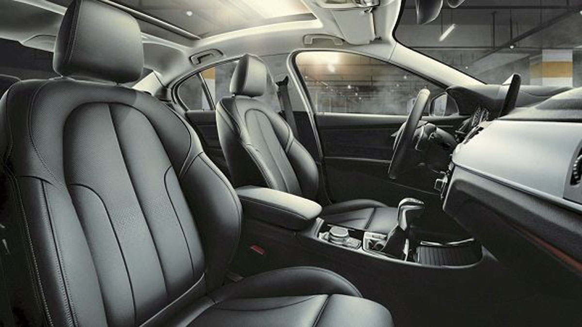 踏出中国! BMW 1 Series Sedan 正式在海外上市!