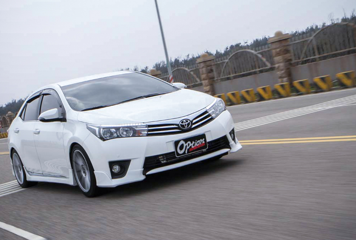 自挂涡轮 Toyota Corolla Altis ，最大马力 190 hp ！