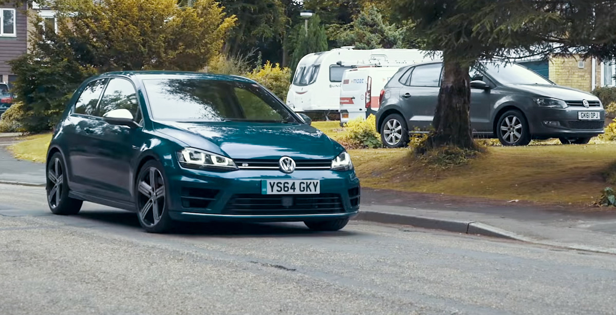 最帅阿公！75岁老翁开着 600hp 的 Volkswagen Golf R ！