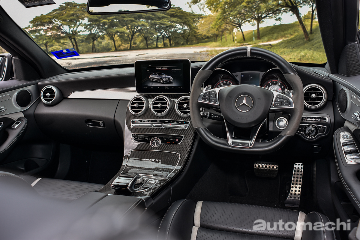 Mercedes-AMG C63S Sedan ，它会让你hold不住！