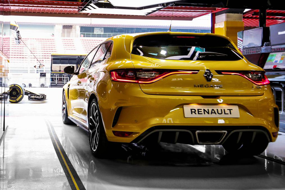 2018 Renault Megane R.S Trophy 登场，最大马力296 bhp！