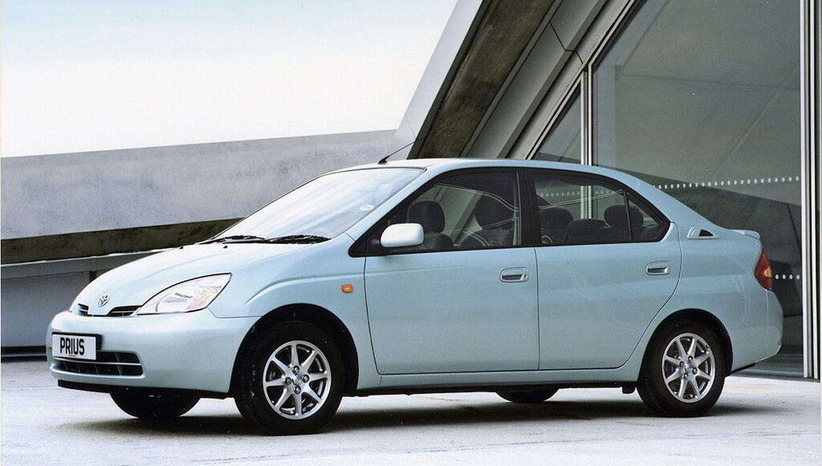 Toyota 的高压缩比真的是偷师 Mazda ？