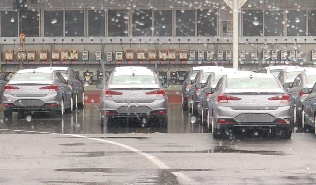 2019 Hyundai Elantra 造型完全曝光，宛如大改款！