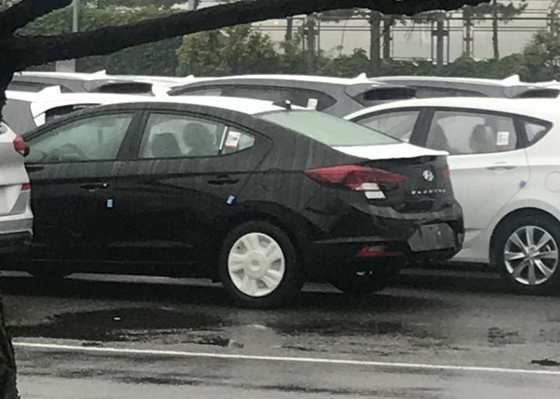 2019 Hyundai Elantra 造型完全曝光，宛如大改款！