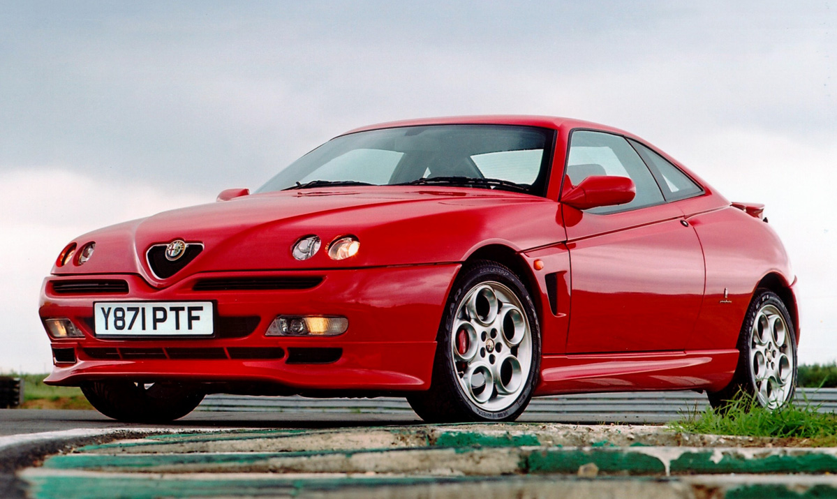 600 hp 的双门轿跑， Alfa Romeo GTV 帅气重生！