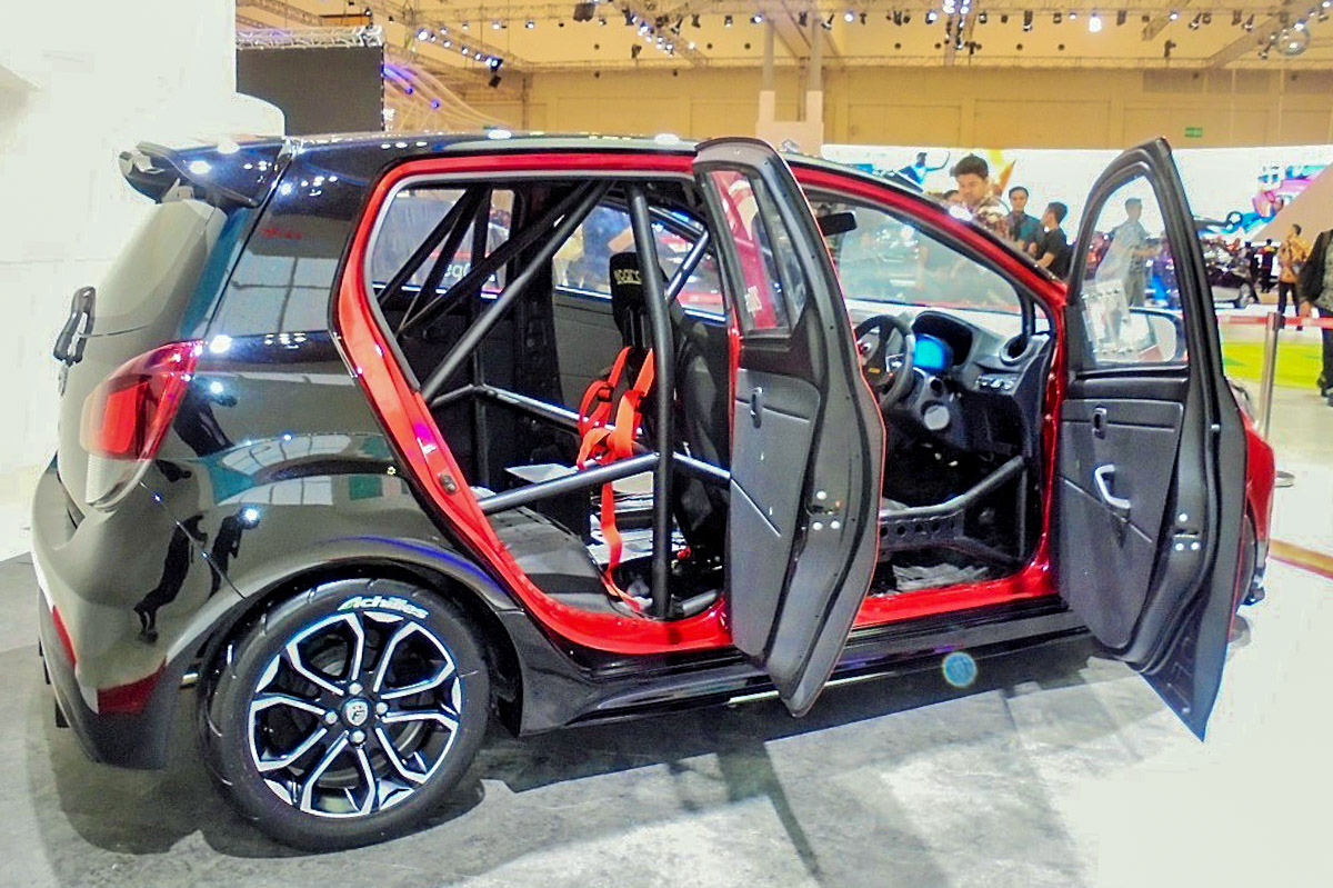 Daihatsu Ayla Turbo ,200 ps 的 Perodua Axia !