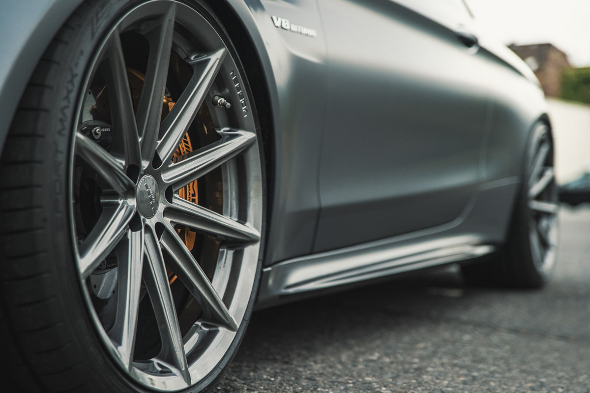 改装小知识：加大 Rim Size 如何影响汽车性能？