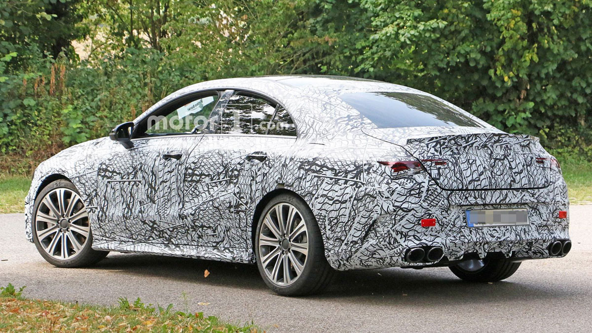 Mercedes-AMG CLA 45 首度现身,400 hp的入门轿跑!