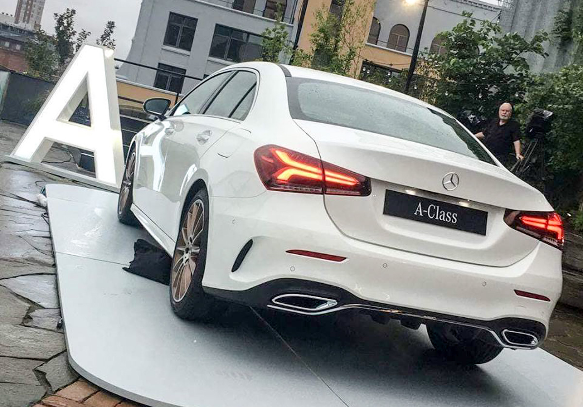 Mercedes-Benz A-Class Sedan 实车帅气现身！