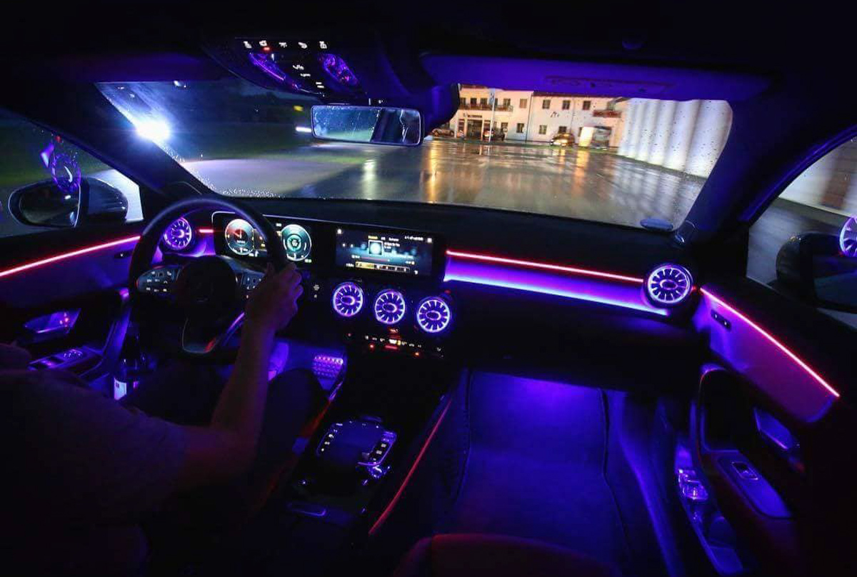 Mercedes-Benz A-Class Sedan 实车帅气现身！