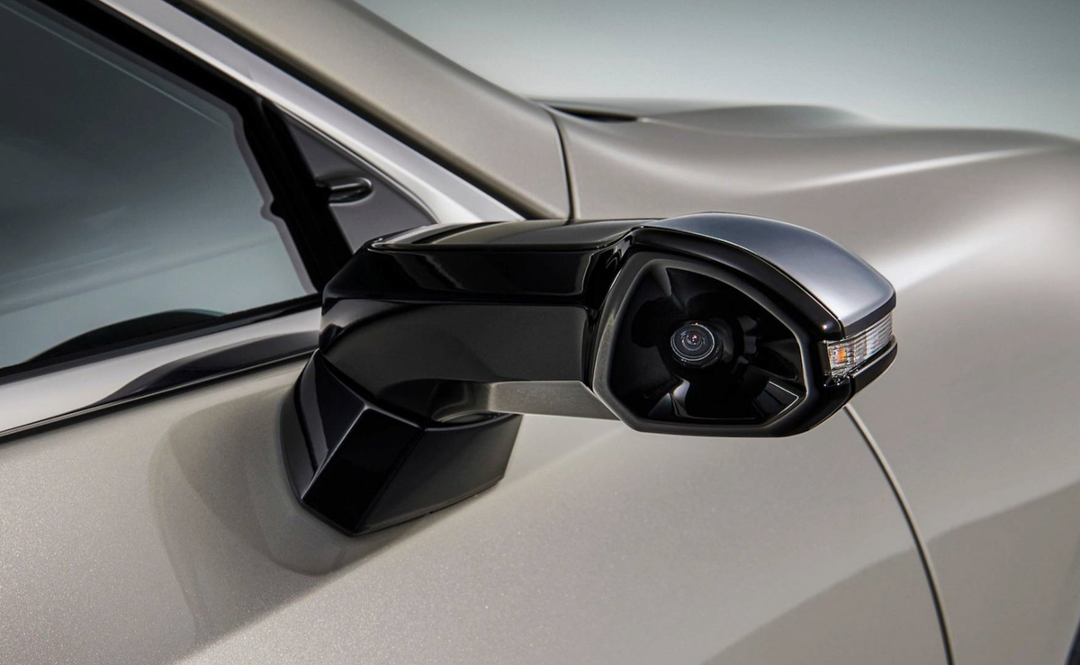 摄像头取代镜子， Lexus ES 将导入电子后视镜！