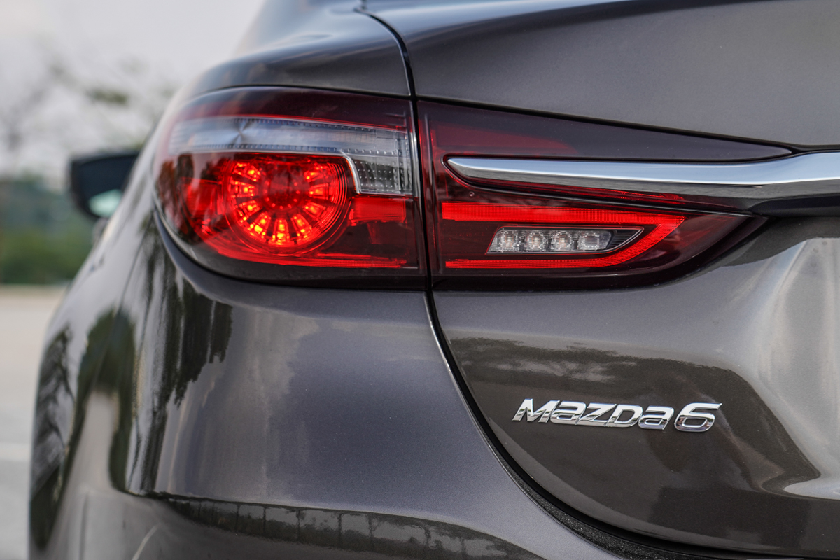 图库： 2018 Mazda 2.0 SDN ，售价RM 156,190.60