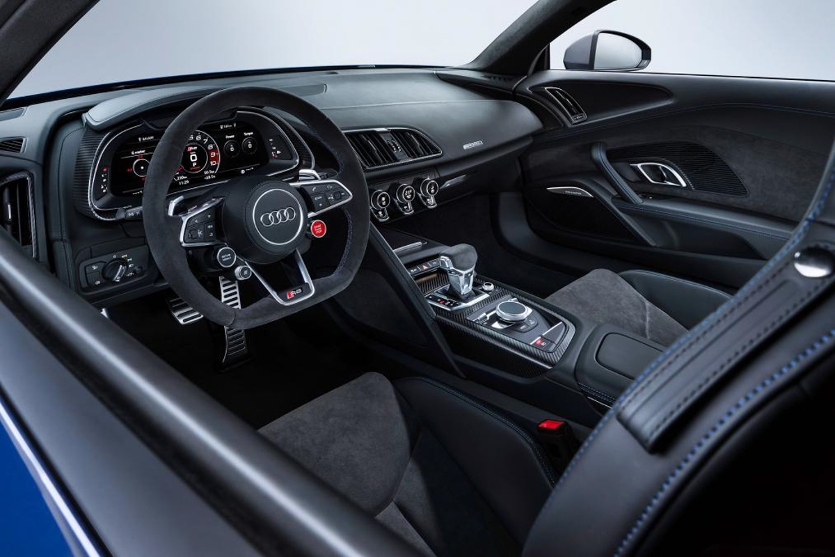 自然进气 V10 完美保留， 2019 Audi A8 正式发表！