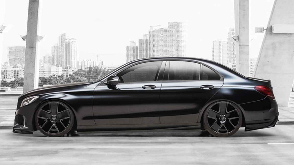 Mercedes-Benz C-Class WALD International ,神秘黑武士!