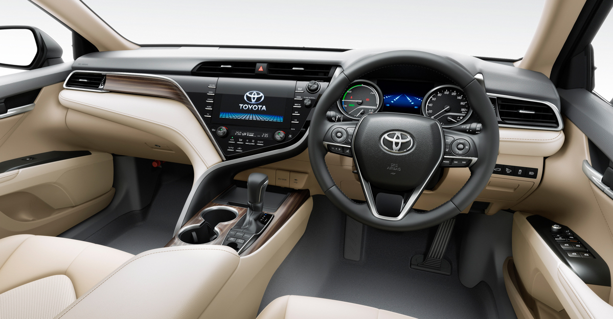 Toyota Camry XV70 东南亚首发，10月29日泰国登场！