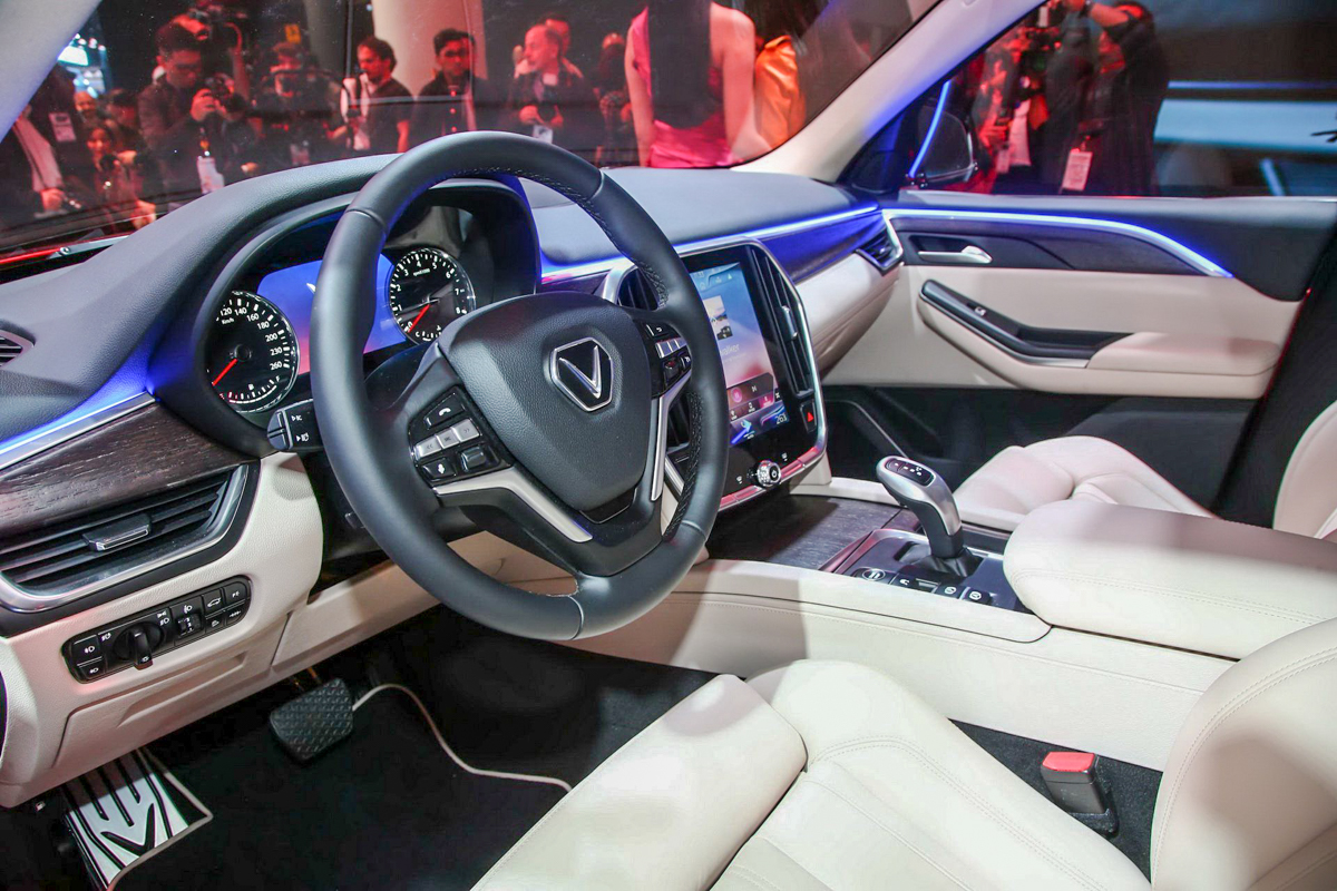 巴黎车展：越南 VinFast 发布旗下 Sedan 与 SUV ！