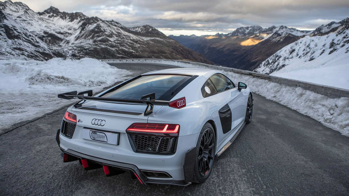 V10 的魅力！ Audi R8 V10 Plus 美绝阿尔卑斯雪山！