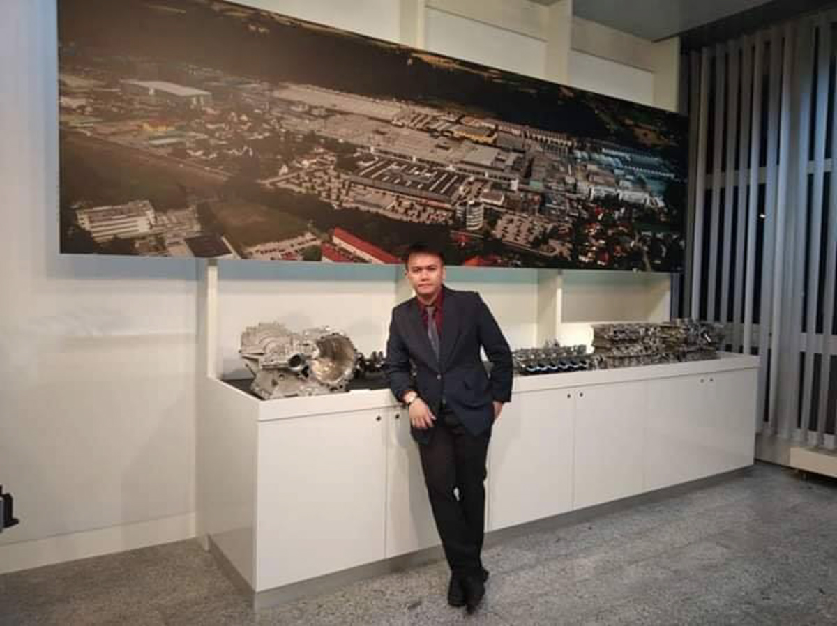 好样的！20岁砂拉越青年获德国 BMW 十年工作合约！