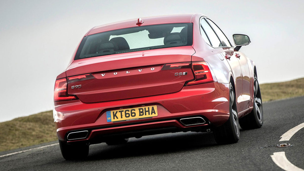 Volvo S90 T4 登场，豪华房车但是入手价格更低！