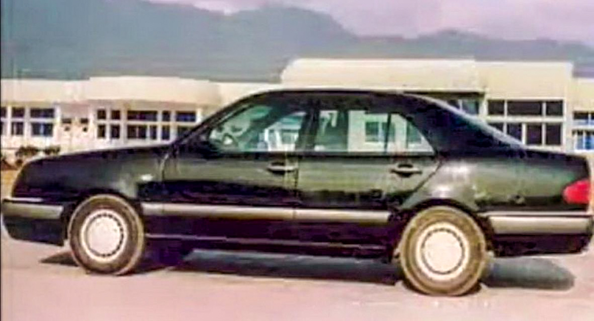 因为社长有个“奔驰”梦！ Geely 的第一辆车长这样！