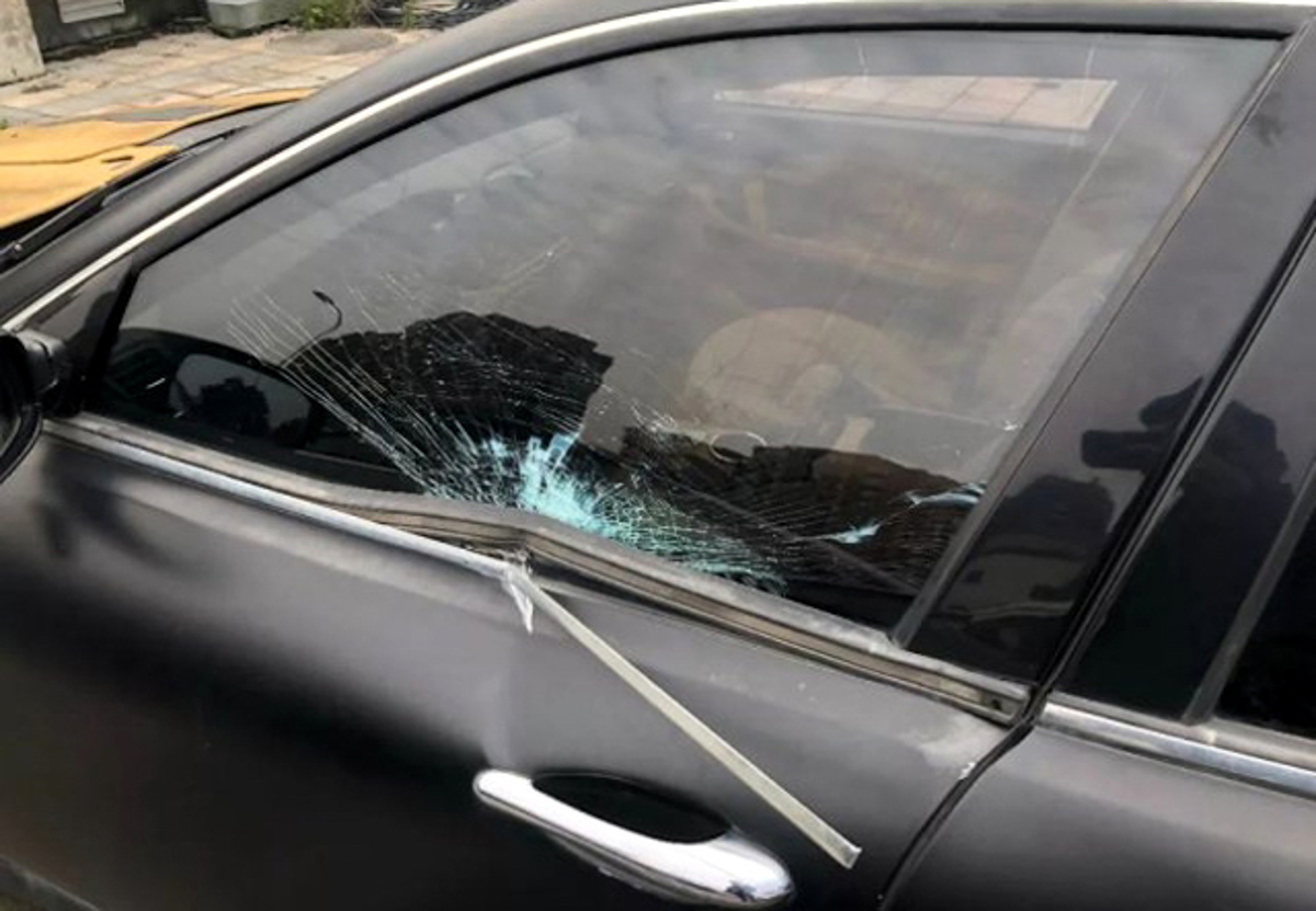 停空地1年被偷剩车壳，车主：忘了自己有辆 Maserati ！