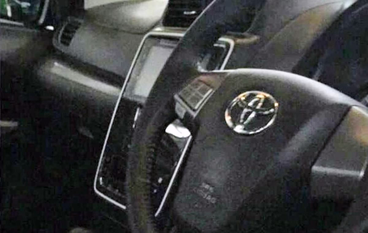 电子空调入列！小改款 Toyota Avanza 内装曝光！